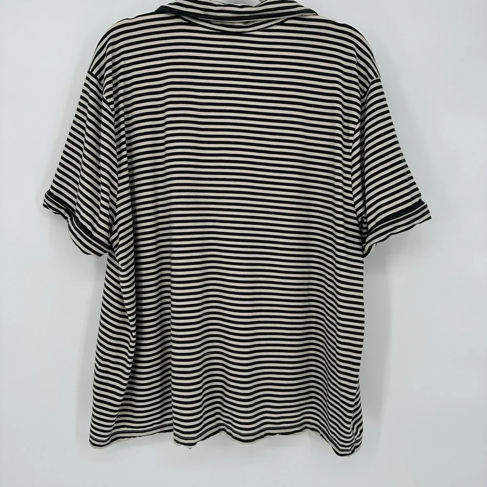 Hanna Andersson Women's Black and Cream Striped Short Sleeve Pajama Shirt In XXL
